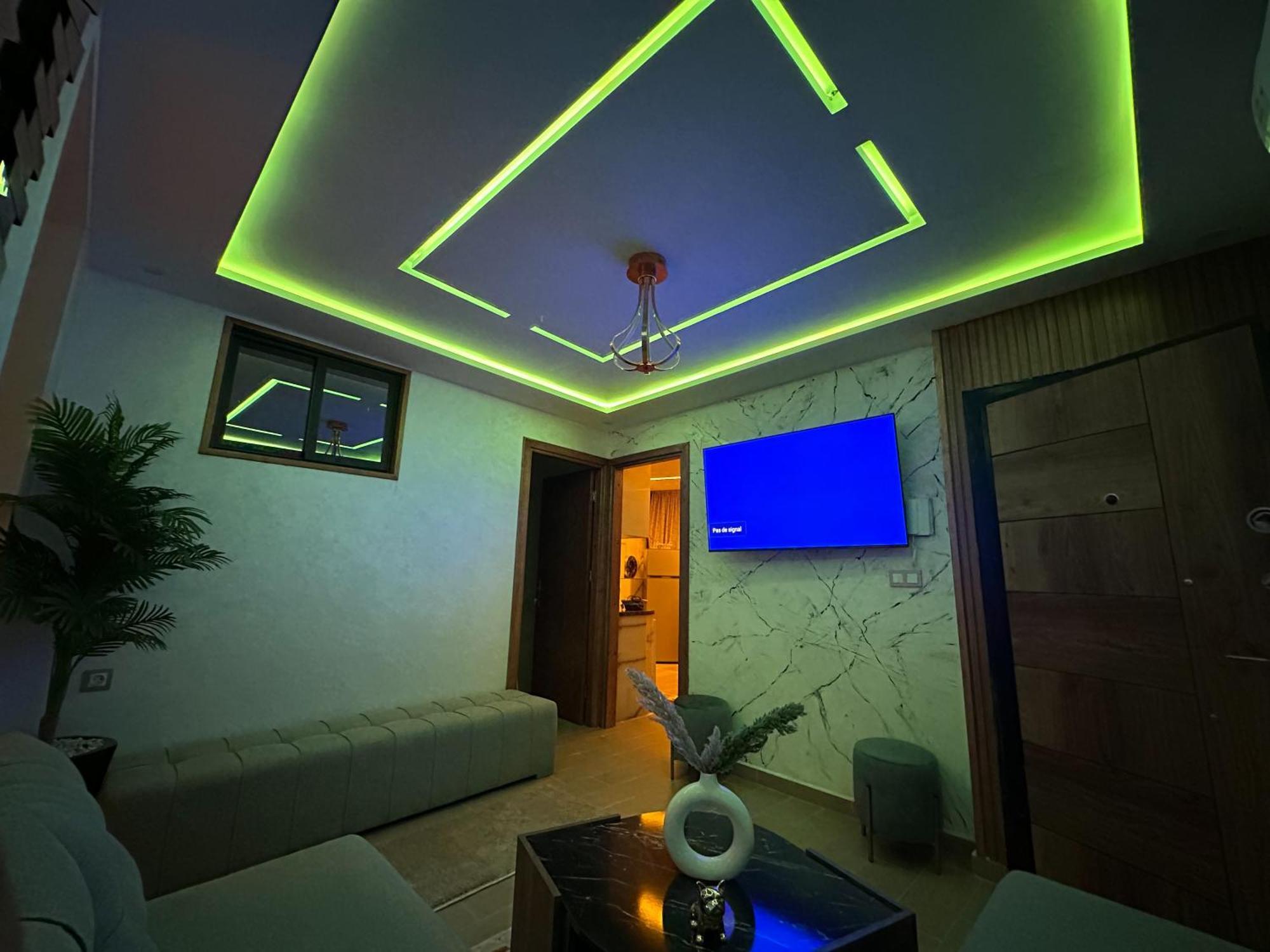 טנג'יר Veluxa - Luxury Holiday Homes - Centric Flat חדר תמונה